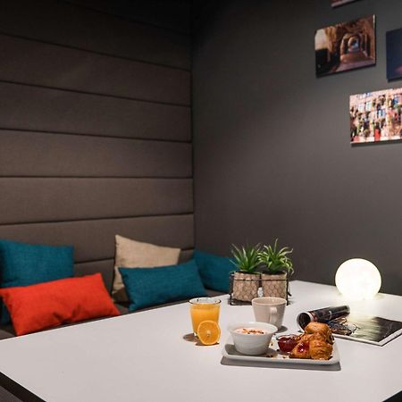 Hotel Ibis Styles Chalons En Champagne Centre Esterno foto