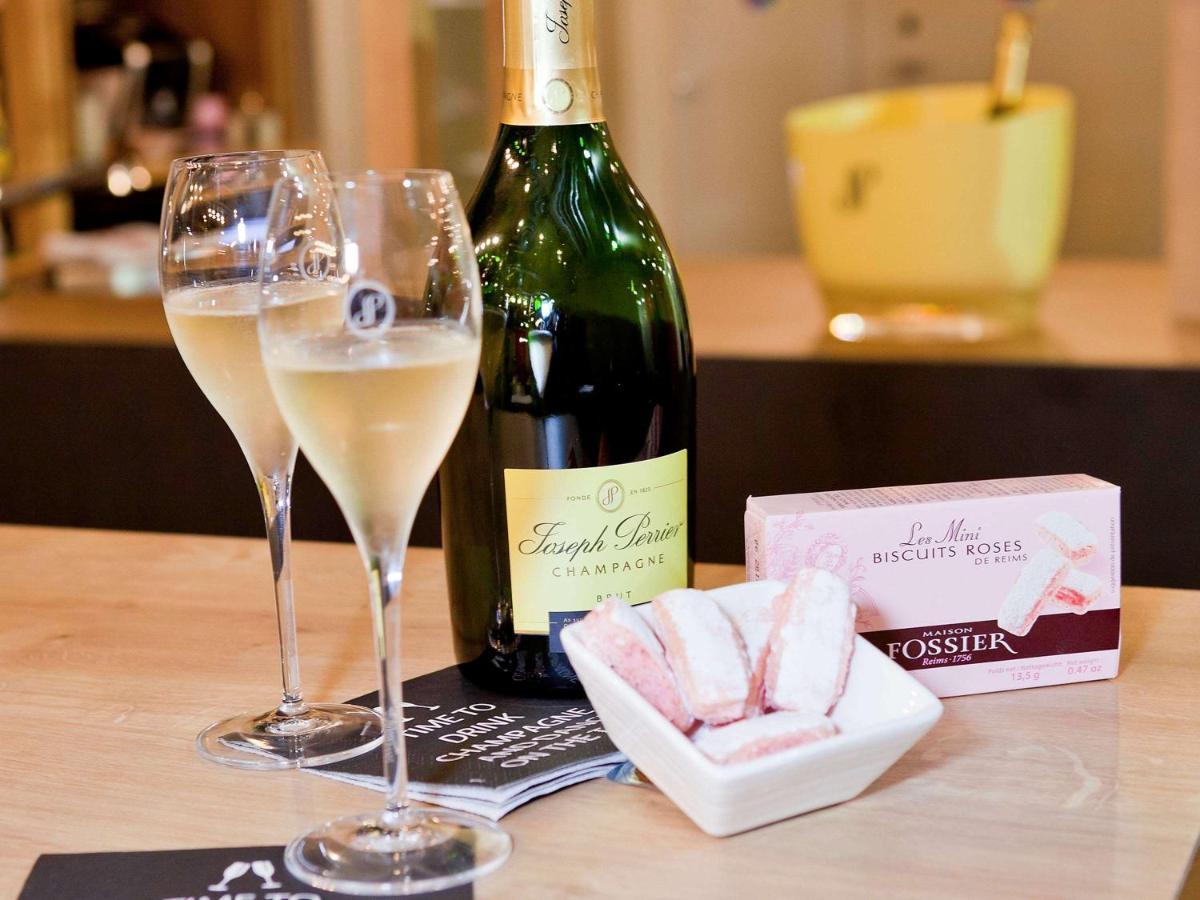 Hotel Ibis Styles Chalons En Champagne Centre Esterno foto